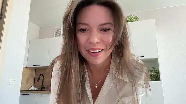 Snapshot of Victoria1Love chatting on 15, 9, 2025 Victoria1Love online show from 15, 9, 2025