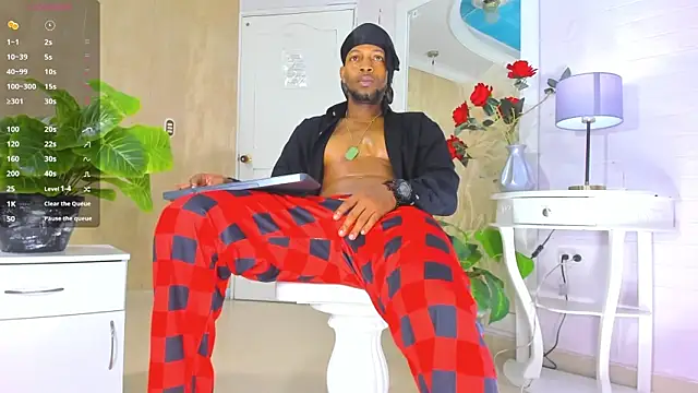 Snapshot of RicoBrown777_ chatting on 10, 6, 2026 RicoBrown777 online show from 10, 6, 2026