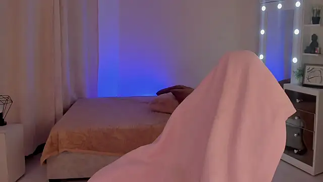 Snapshot of SavannahWildee chatting on 22, 1, 2025 SavannahWildee online show from 22, 1, 2025