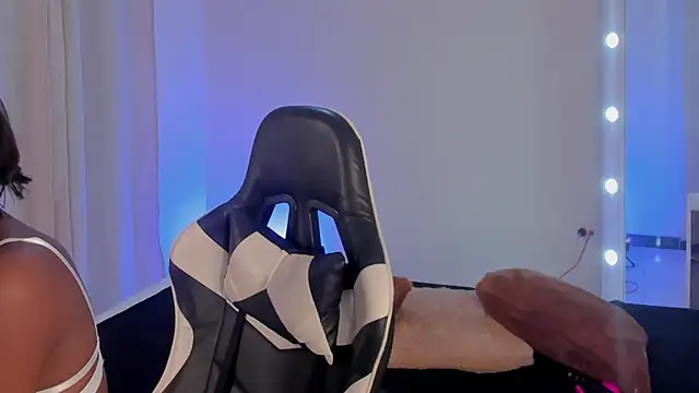 Snapshot of SavannahWildee chatting on 29, 1, 2025 SavannahWildee online show from 29, 1, 2025