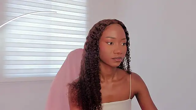 Snapshot of SavannahWildee chatting on 22, 6, 2026 SavannahWildee online show from 22, 6, 2026