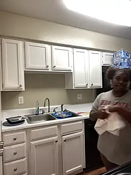 LillShayy online show from 24, 5, 2026