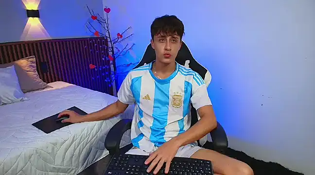 Snapshot of JoseloEvans chatting on 15, 3, 2025 JoseloEvans online show from 15, 3, 2025