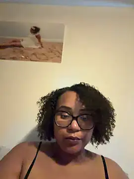 Snapshot of BaddieMelanie chatting on 18, 7, 2026 BaddieMelanie online show from 18, 7, 2026