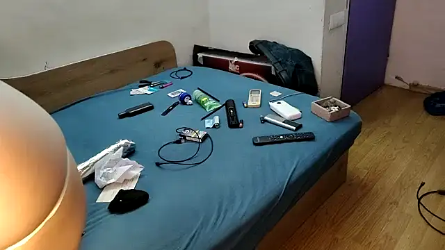 Snapshot of eblata04 chatting on 18, 2, 2026 eblata04 online show from 18, 2, 2026