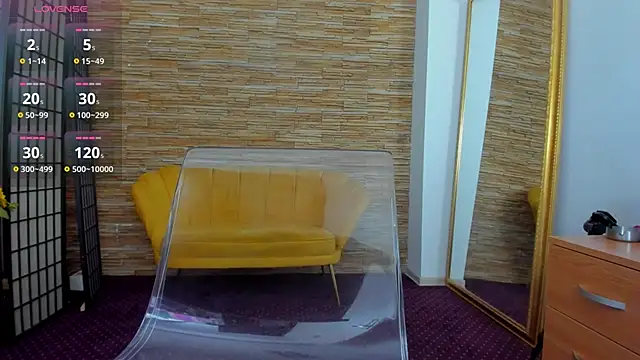 Snapshot of AishaRouhi chatting on 14, 9, 2025 AishaRouhi online show from 14, 9, 2025