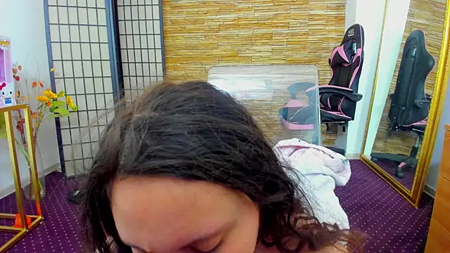 Snapshot of AishaRouhi chatting on 22, 12, 2025 AishaRouhi online show from 22, 12, 2025