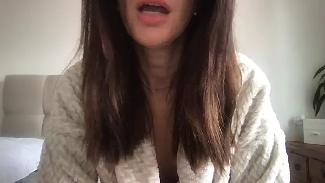 paolajonez online show from 13, 9, 2025