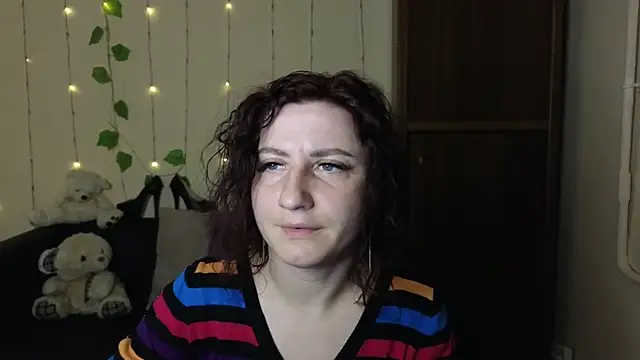 Muse kitty jenia online show from 15, 3, 2025