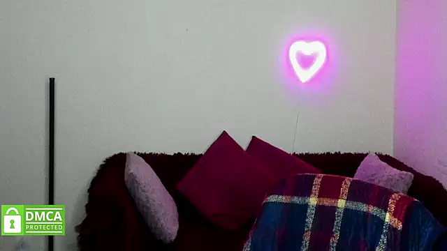 Muse kitty jenia online show from 13, 10, 2025