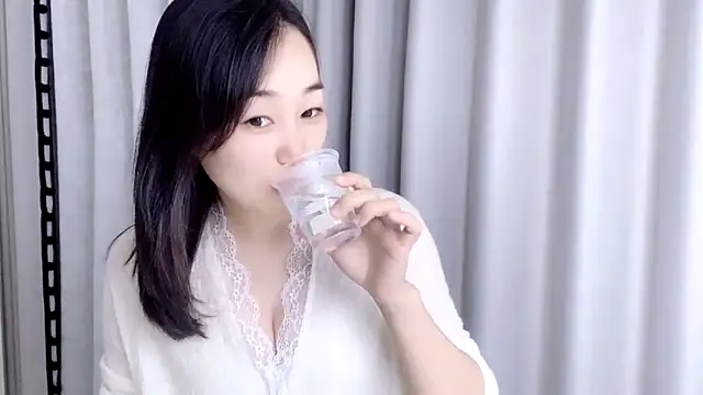 cloud8822 online show from 8, 10, 2025