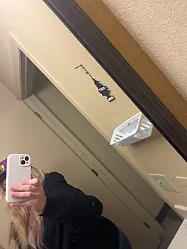 Lalalynn online show from 6, 4, 2026