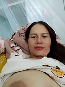 Baby-ladyass20 online show from 15, 12, 2025