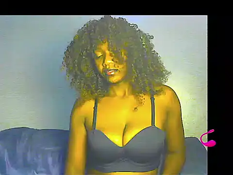 Snapshot of lilylovexx chatting on 12, 2, 2026 lilylovexx online show from 12, 2, 2026