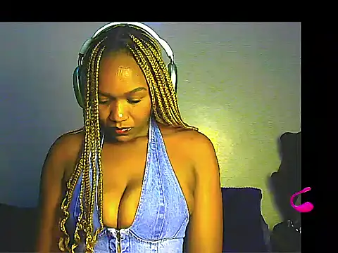 Snapshot of lilylovexx chatting on 16, 3, 2026 lilylovexx online show from 16, 3, 2026
