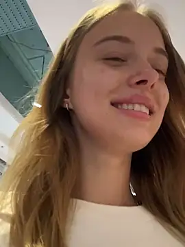 Snapshot of enjoy_my_beauty chatting on 9, 2, 2025 enjoy my beauty online show from 9, 2, 2025