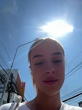 Snapshot of enjoy_my_beauty chatting on 12, 2, 2025 enjoy my beauty online show from 12, 2, 2025