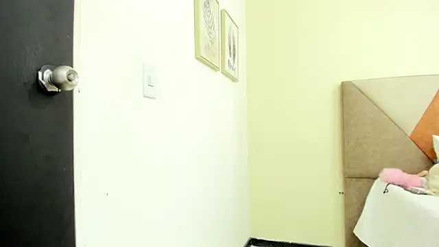 Snapshot of JennaCollins149 chatting on 28, 1, 2025 JennaCollins149 online show from 28, 1, 2025