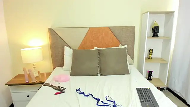 Snapshot of JennaCollins149 chatting on 4, 2, 2025 JennaCollins149 online show from 4, 2, 2025