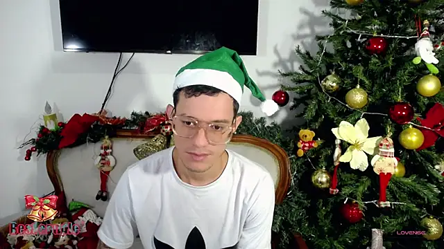 Snapshot of basic_Instinct chatting on 18, 12, 2024 basic Instinct online show from 18, 12, 2024