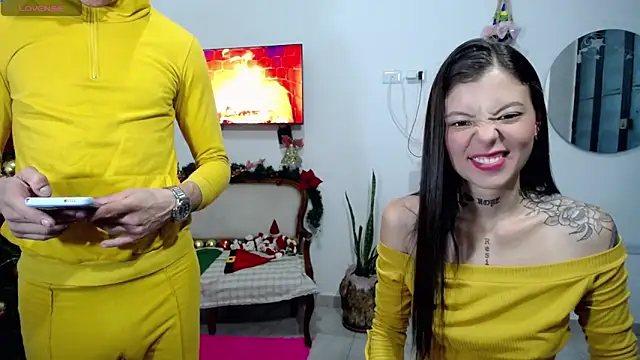 Snapshot of basic_Instinct chatting on 5, 1, 2025 basic Instinct online show from 5, 1, 2025