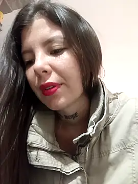 Snapshot of basic_Instinct chatting on 28, 9, 2025 basic Instinct online show from 28, 9, 2025