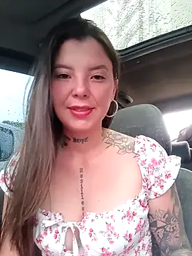 Snapshot of basic_Instinct chatting on 10, 10, 2025 basic Instinct online show from 10, 10, 2025