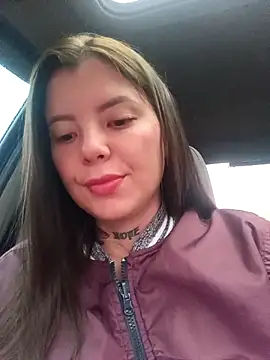 Snapshot of basic_Instinct chatting on 17, 10, 2025 basic Instinct online show from 17, 10, 2025