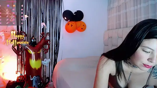 Snapshot of basic_Instinct chatting on 25, 10, 2025 basic Instinct online show from 25, 10, 2025