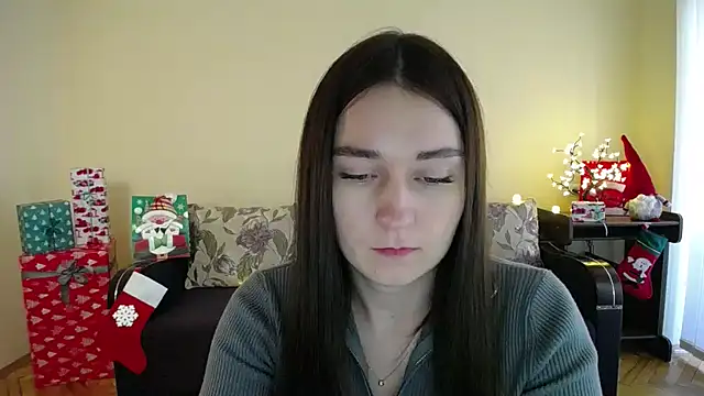 Snapshot of Pretty_shy chatting on 18, 12, 2024 Pretty shy online show from 18, 12, 2024