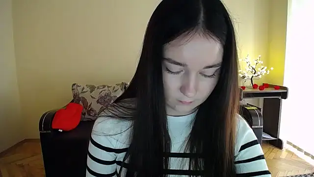 Snapshot of Pretty_shy chatting on 3, 6, 2026 Pretty shy online show from 3, 6, 2026