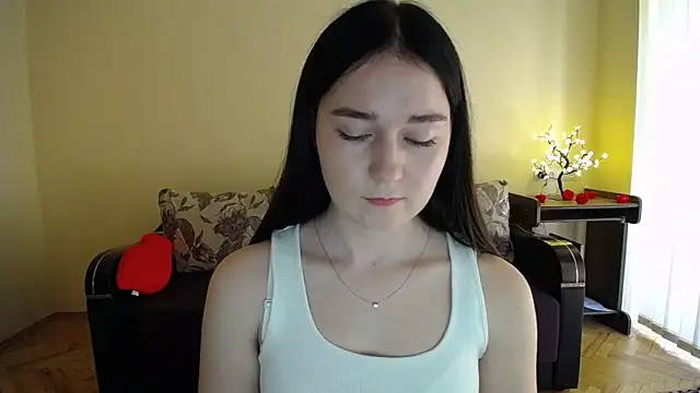 Snapshot of Pretty_shy chatting on 10, 6, 2026 Pretty shy online show from 10, 6, 2026