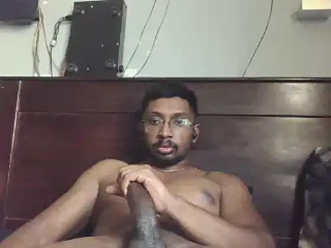 Snapshot of chennaibull101 chatting on 3, 1, 2025 chennaibull101 online show from 3, 1, 2025