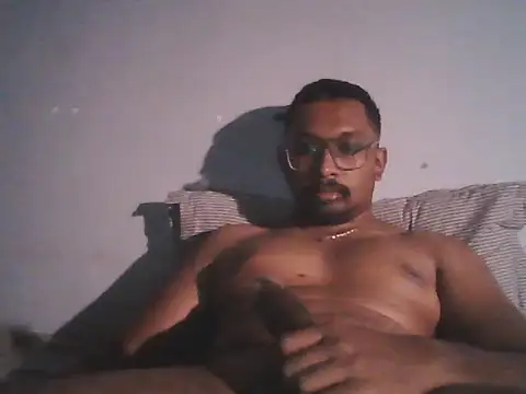 Snapshot of chennaibull101 chatting on 9, 10, 2025 chennaibull101 online show from 9, 10, 2025