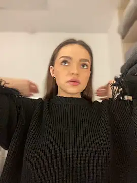 Snapshot of AnaWest chatting on 6, 3, 2025 AnaWest online show from 6, 3, 2025