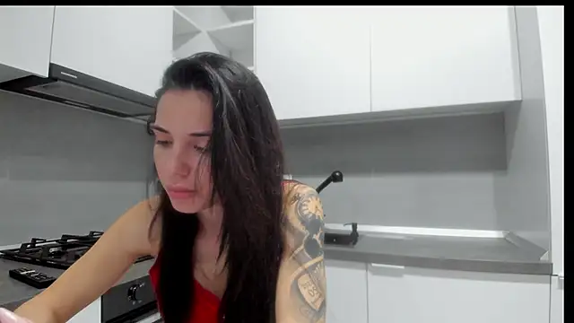 Emmapmg online show from 3, 12, 2025