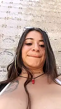 Snapshot of Alona_Evans chatting on 15, 1, 2025 Alona Evans online show from 15, 1, 2025