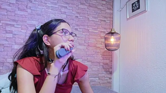 nextdoor fantasy1 online show from 31, 3, 2026