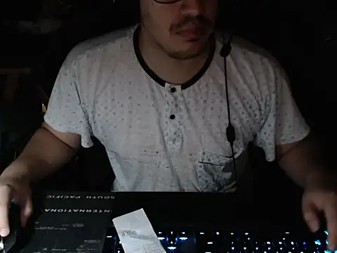 thealfawolf01 online show from 30, 5, 2026