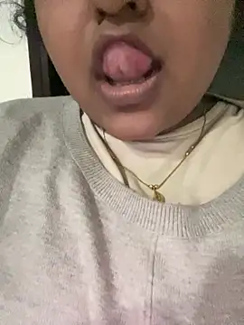 smile pretty online show from 1, 1, 2025