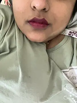 smile pretty online show from 25, 11, 2025