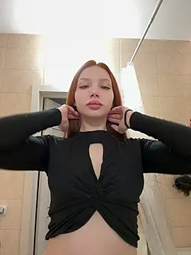 Snapshot of JudyWalkerr chatting on 12, 3, 2025 JudyWalkerr online show from 12, 3, 2025