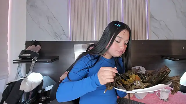 Snapshot of kendall_as chatting on 20, 1, 2025 kendall as online show from 20, 1, 2025