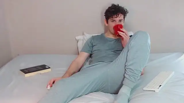 Elio555 online show from 3, 2, 2025