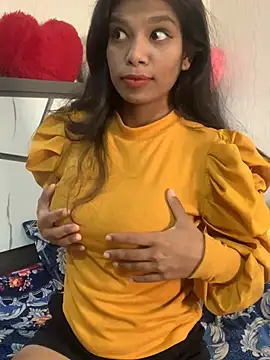 hottiess69 online show from 5, 3, 2025