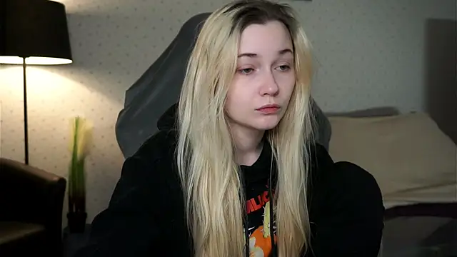 Snapshot of Lisa_003 chatting on 21, 3, 2025 Lisa 003 online show from 21, 3, 2025