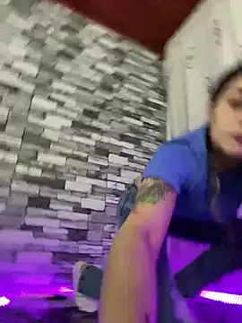 cindy love2 online show from 4, 1, 2025