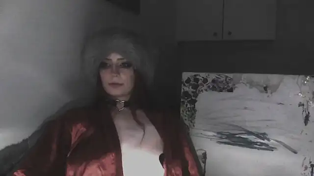 Snapshot of MoonLady chatting on 26, 1, 2025 MoonLady online show from 26, 1, 2025