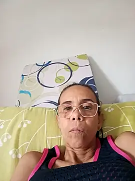 Snapshot of JuanitaDelMar chatting on 10, 11, 2025 JuanitaDelMar online show from 10, 11, 2025