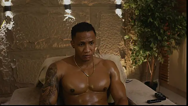 Logan Varela online show from 1, 10, 2025